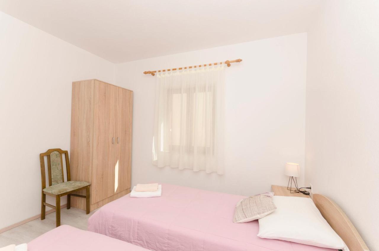 Apartments Silvana San Pietro di Brazza Esterno foto